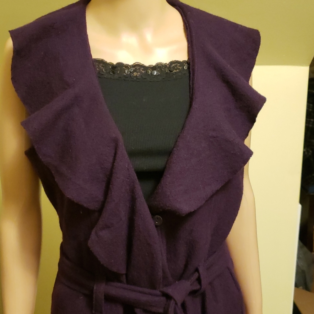 Sweater - Picture 2 of 8